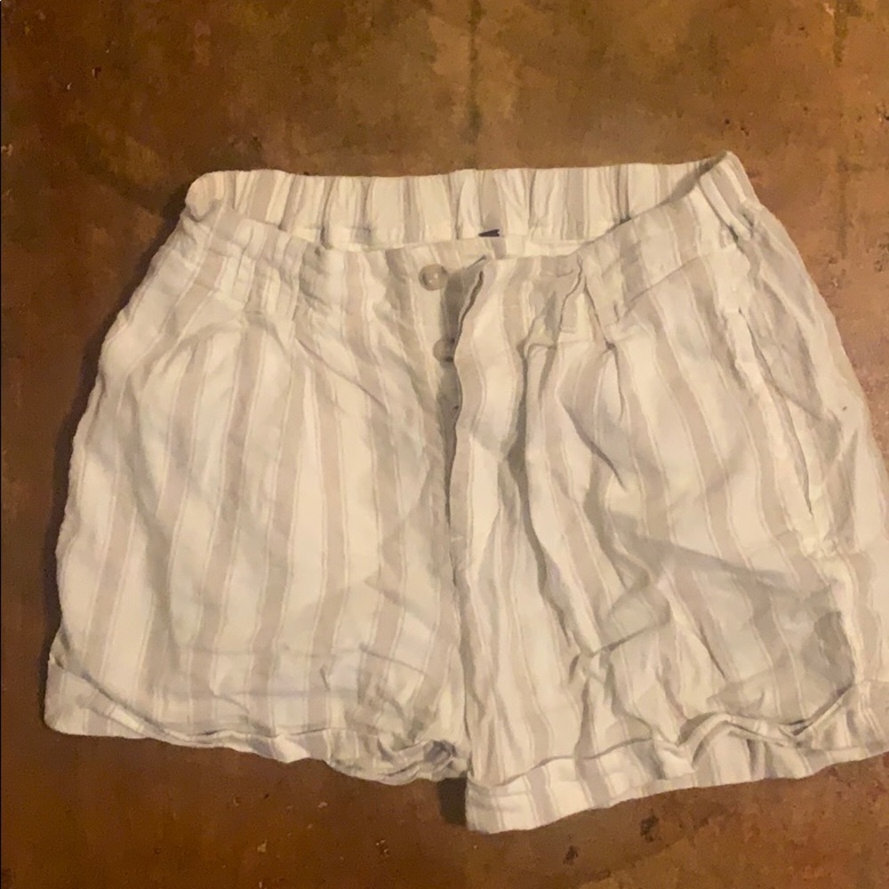 SUPER CUTE HIGH WASITED LOOSE SHORTS